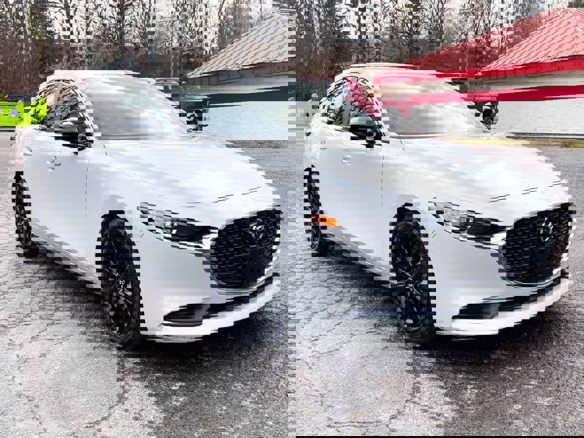 Used 2024 MAZDA MAZDA3 s image 2