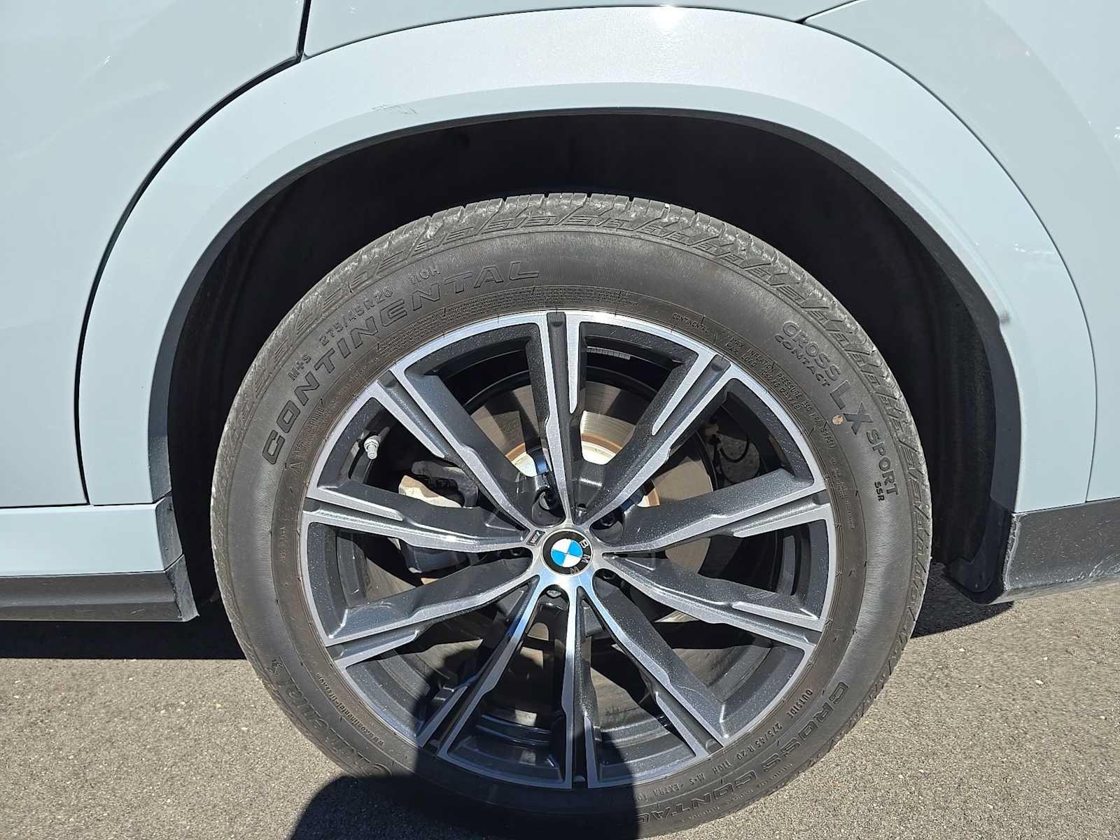 Certified 2024 BMW X6 xDrive40i w/ Premium Package AWD/4WD image 10