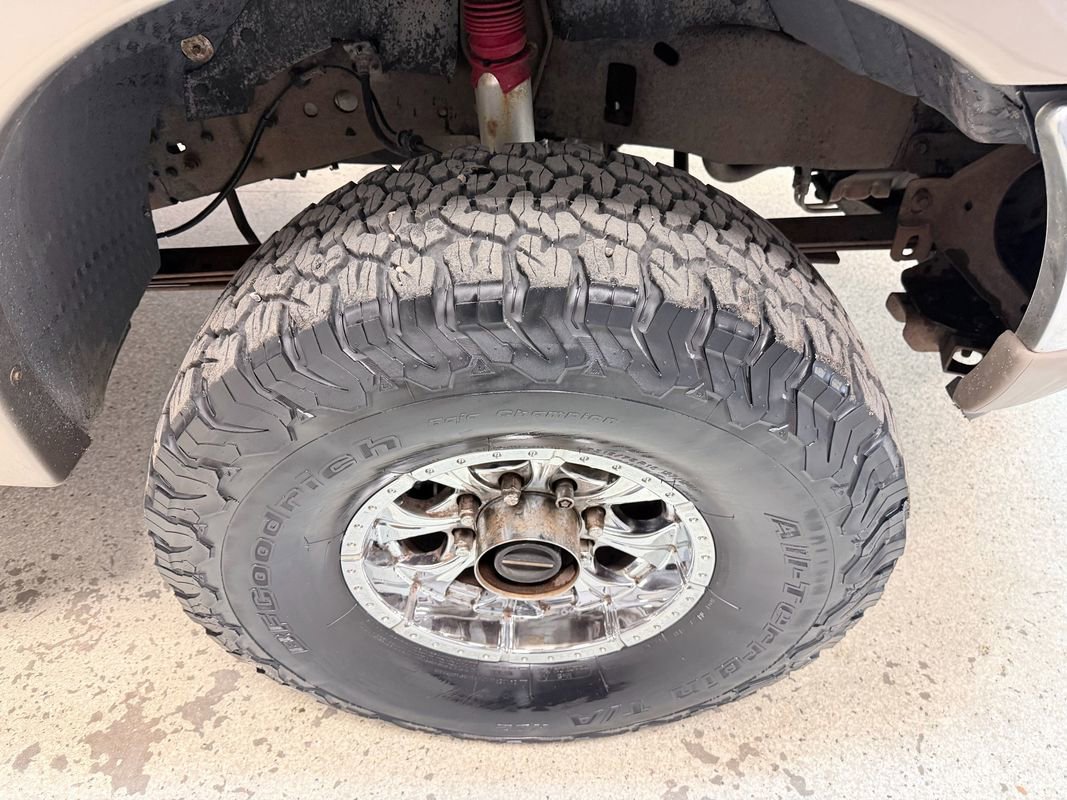 Used 2001 Ford Excursion Limited image 12