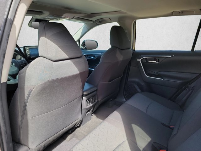 Used 2022 Toyota RAV4 XLE w/ Convenience Package AWD/4WD image 18