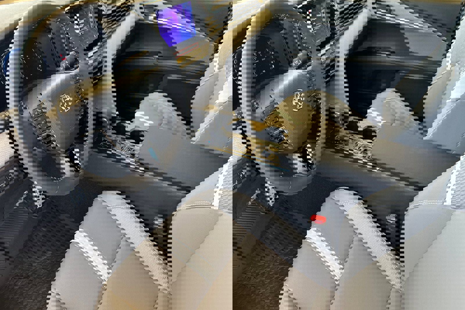 New 2026 Toyota Camry SE image 11