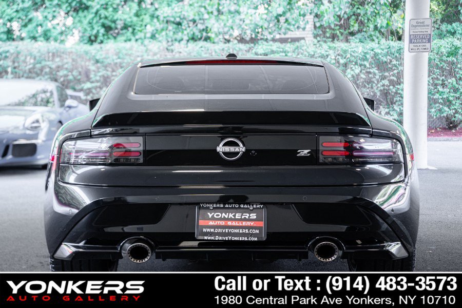 Used 2024 Nissan Z Performance w/ Floor Mat Package RWD image 17