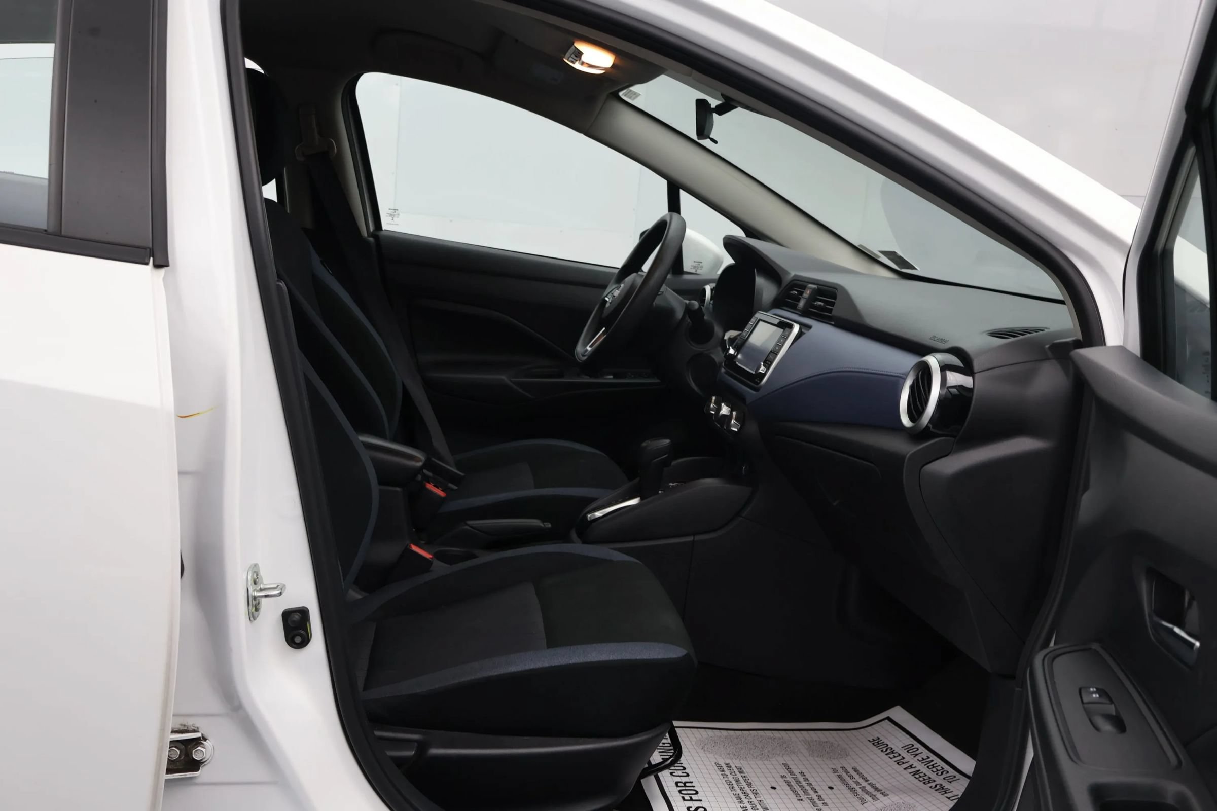 Used 2024 Nissan Versa SV FWD image 13
