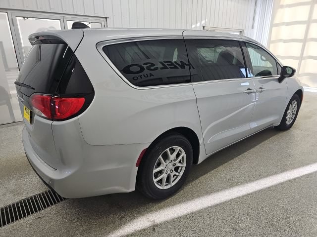New 2026 Chrysler Voyager LX FWD image 7