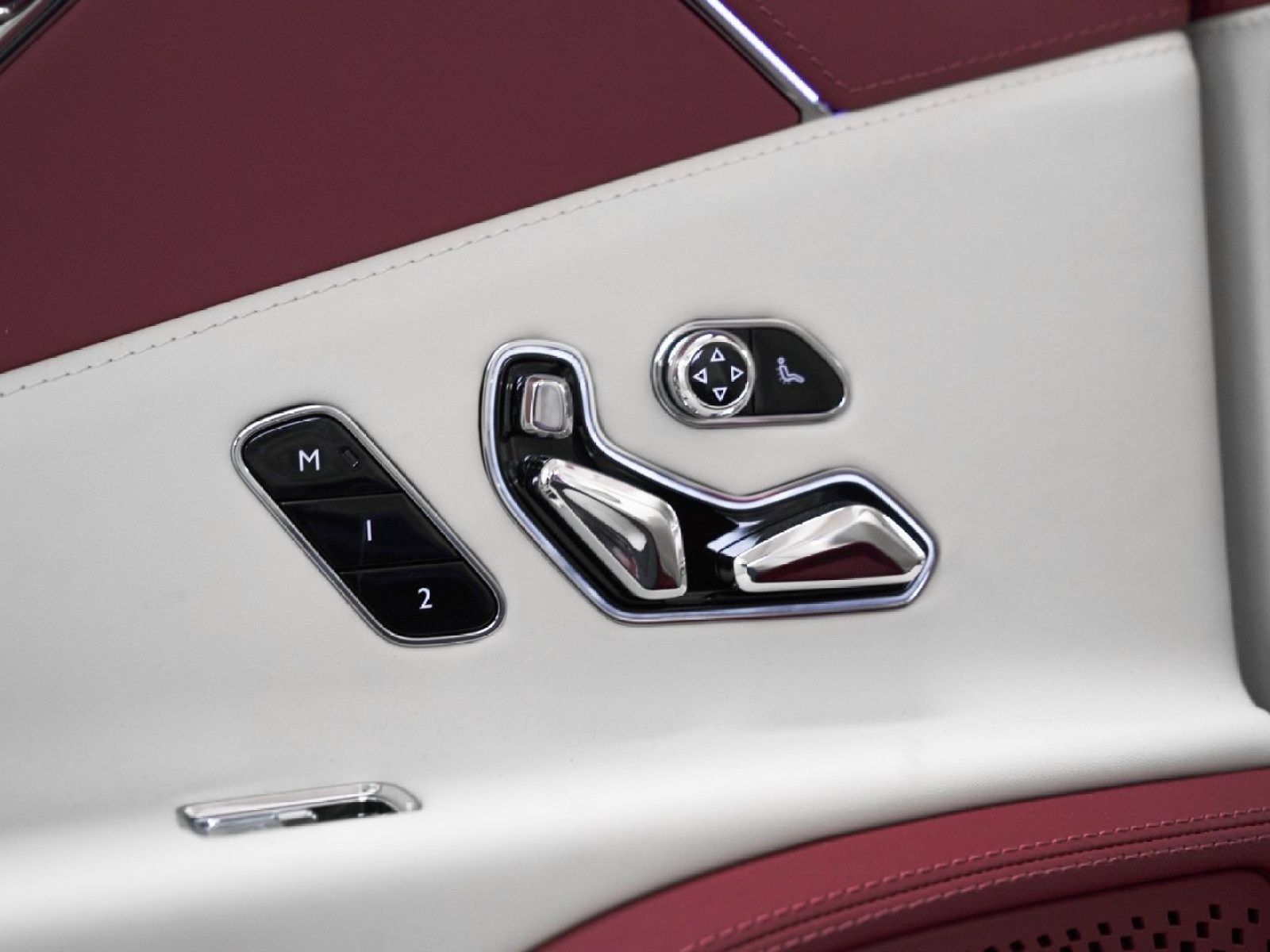 Used 2023 Bentley Flying Spur V8 AWD/4WD image 23