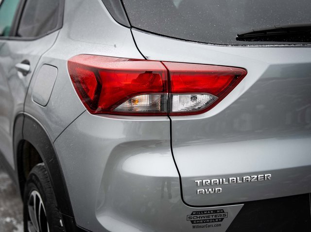 Used 2025 Chevrolet TrailBlazer LT image 9