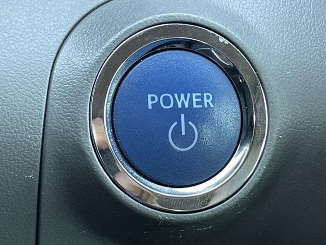 Used 2021 Toyota Avalon Limited FWD image 21