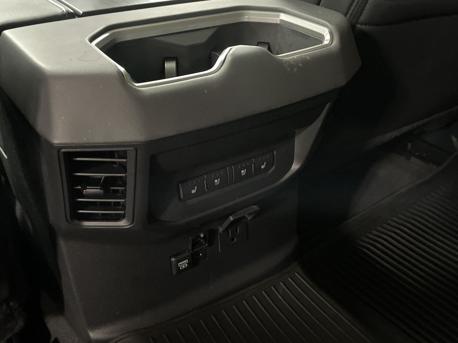 New 2024 Toyota Tundra Platinum AWD/4WD image 16