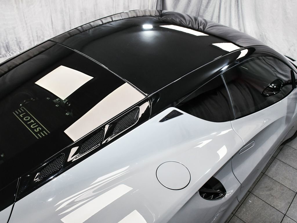 Used 2025 Lotus Emira RWD image 79