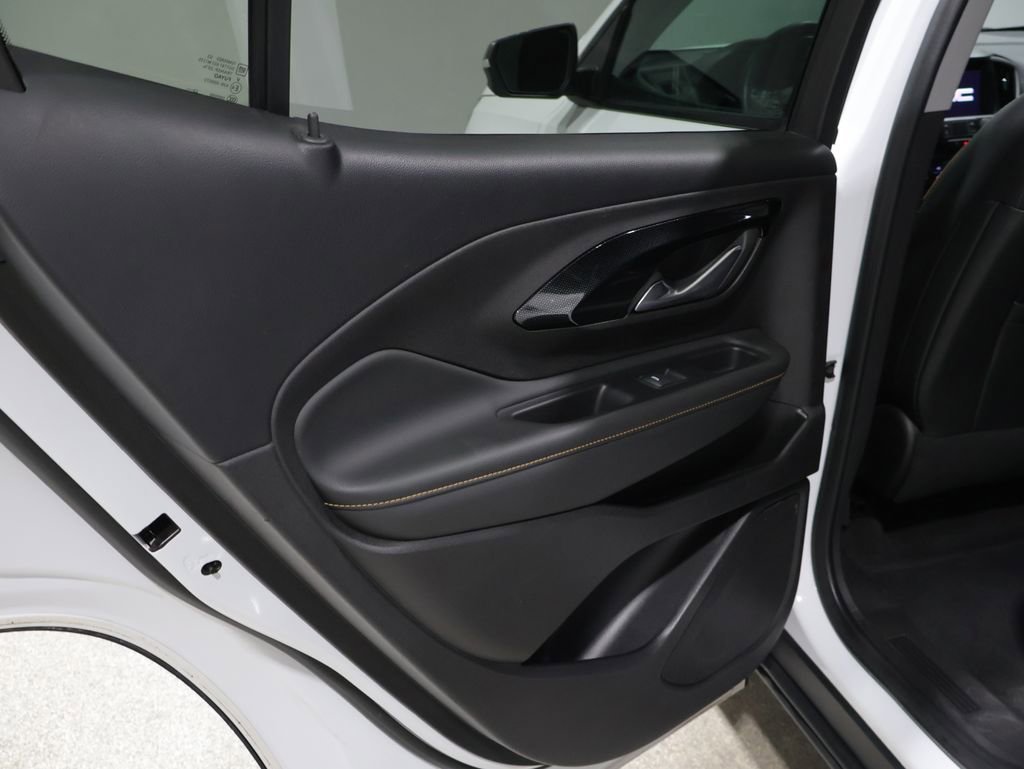 Used 2024 GMC Terrain AT4 image 20