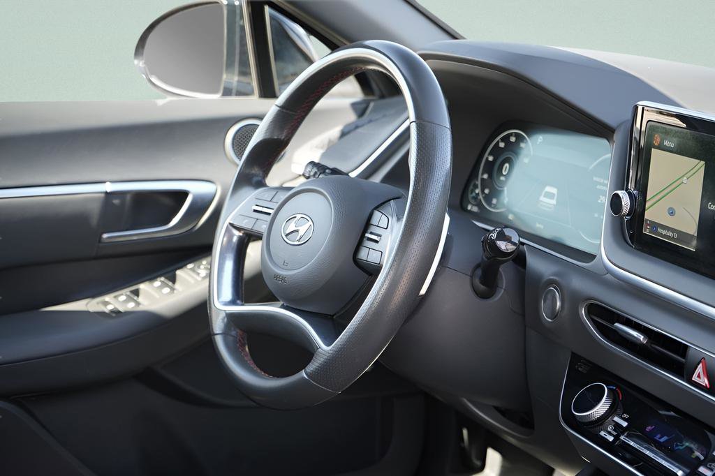 Used 2021 Hyundai Sonata SEL Plus w/ Tech Package FWD image 12