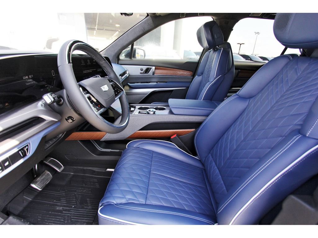 New 2026 Cadillac Vistiq Premium Luxury AWD/4WD image 6