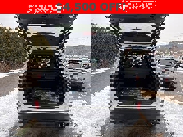 New 2025 Subaru Forester Touring image 5