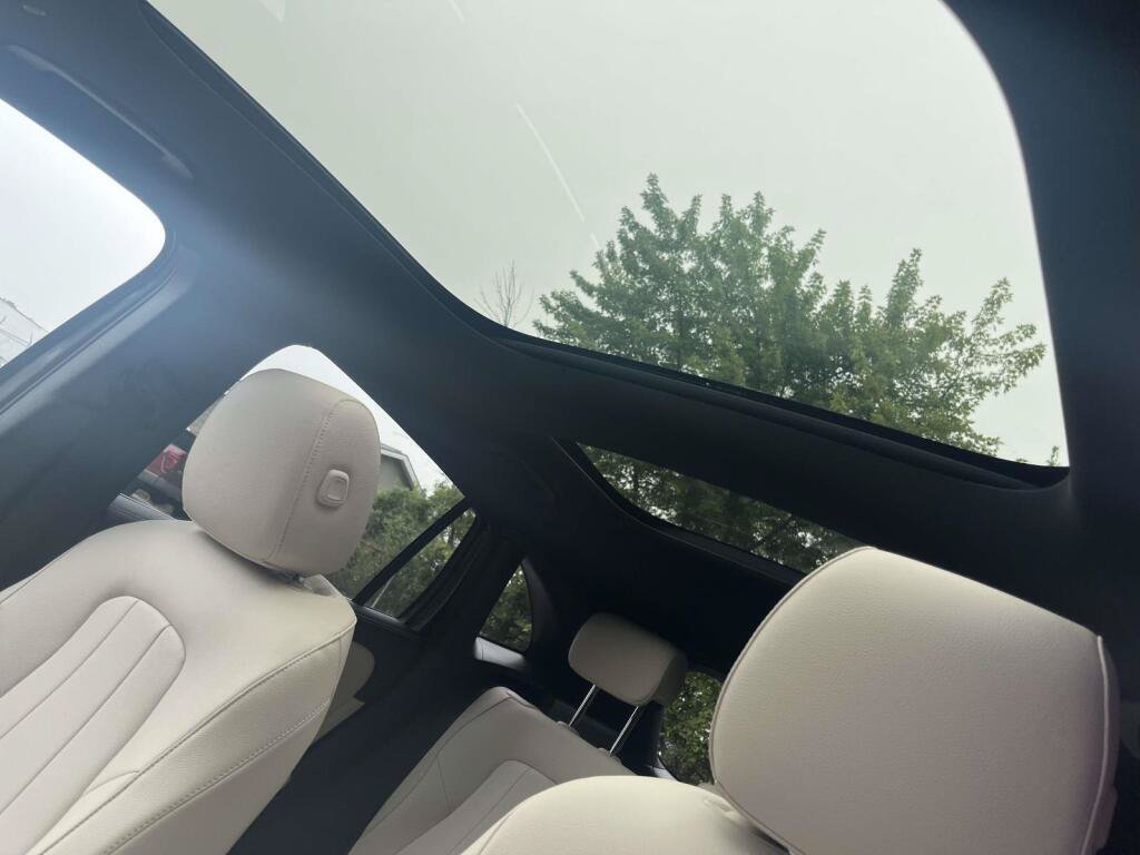 New 2026 Mercedes-Benz GLA 250 4MATIC image 5