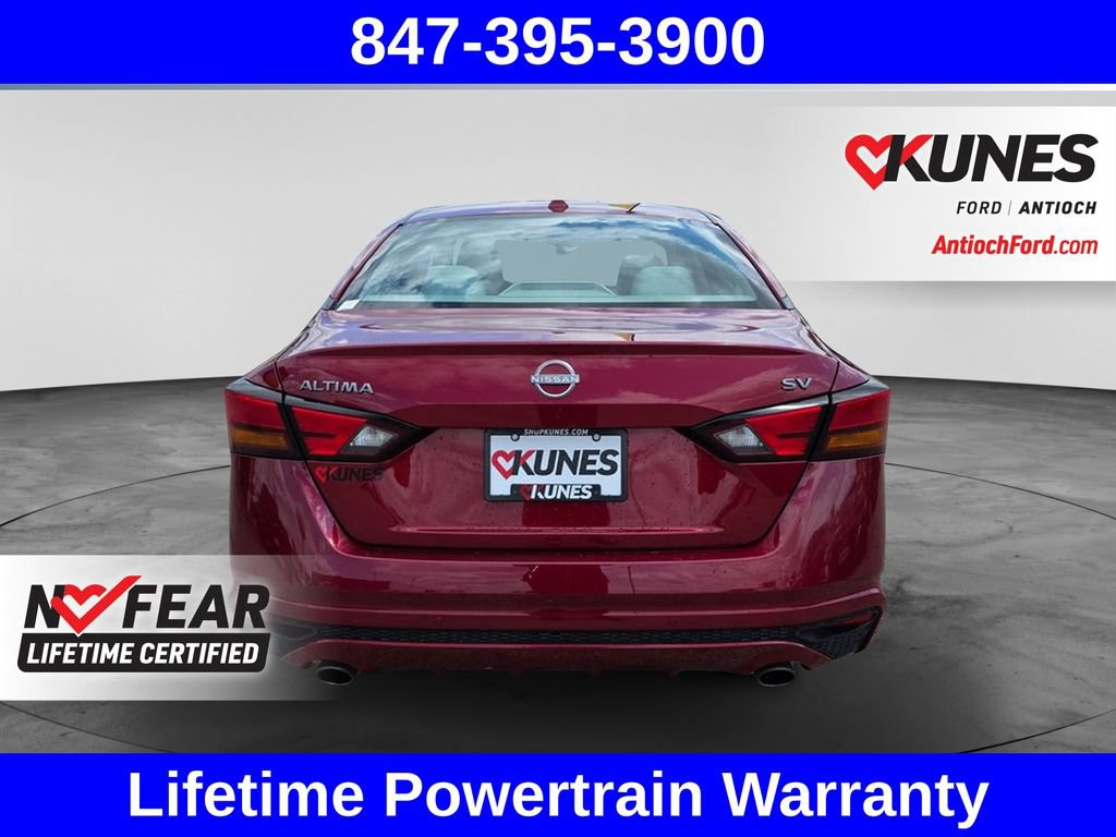 Used 2024 Nissan Altima 2.5 SV w/ SV Premium Package FWD image 9