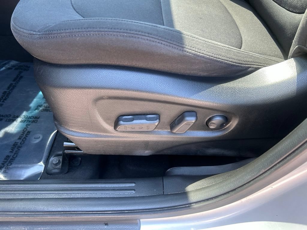 Used 2014 Kia Soul ! w/ Sun & Sound Package FWD image 16
