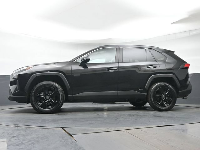 Certified 2025 Toyota RAV4 XLE AWD/4WD image 27