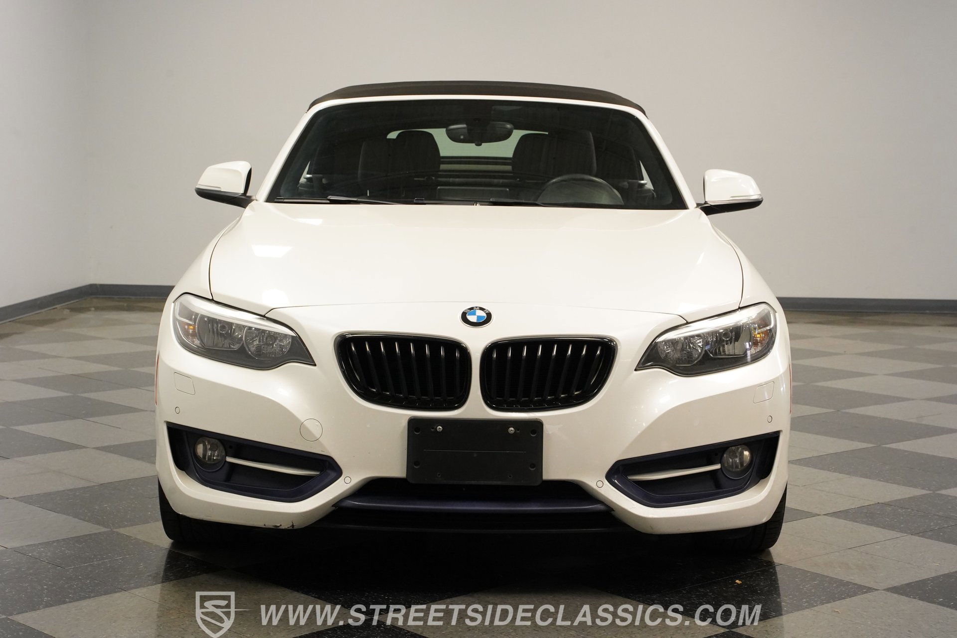 Used 2017 BMW 230i Convertible RWD image 17
