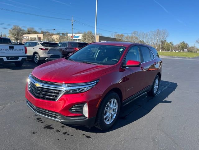 Used 2023 Chevrolet Equinox LT FWD image 2