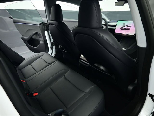 Used 2025 Tesla Model 3 Long Range image 31