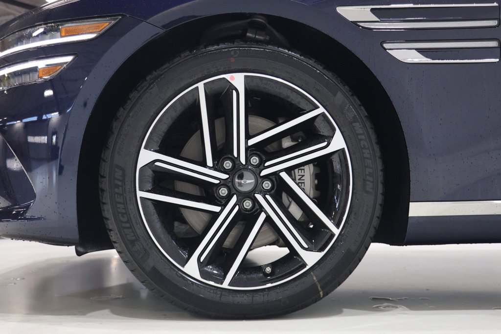 New 2027 Genesis G80 2.5T Advanced AWD/4WD image 9