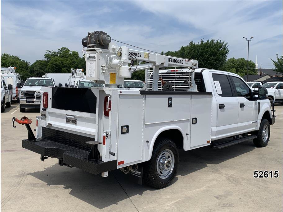 Used 2022 Ford F350 XL w/ Power Equipment Group AWD/4WD image 2