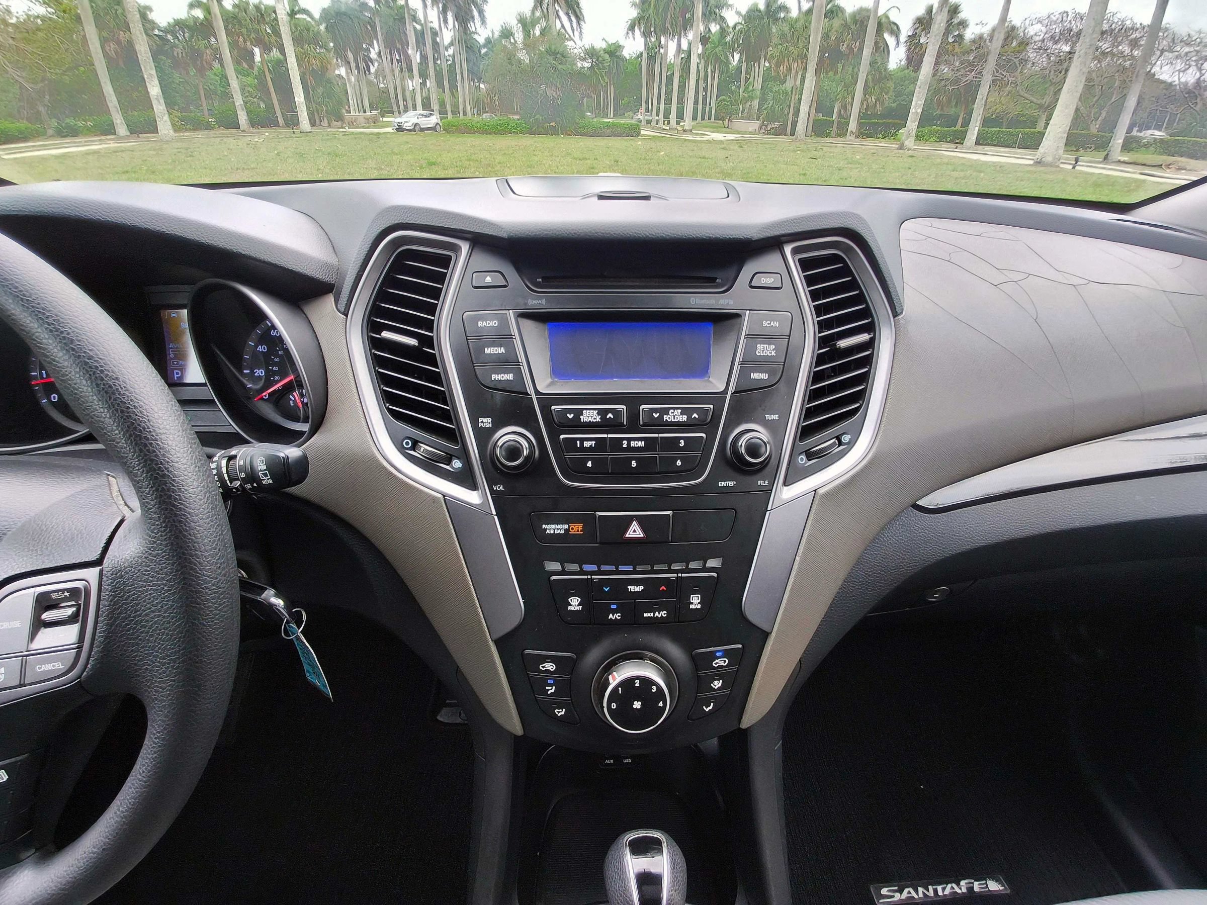 Used 2013 Hyundai Santa Fe Sport FWD image 20