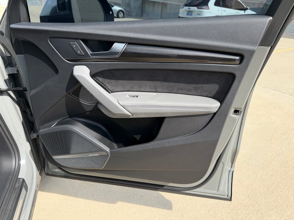 Used 2019 Audi SQ5 Premium Plus w/ Premium Plus Package AWD/4WD image 26