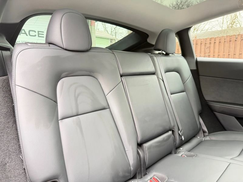 Used 2024 Tesla Model Y Long Range image 25