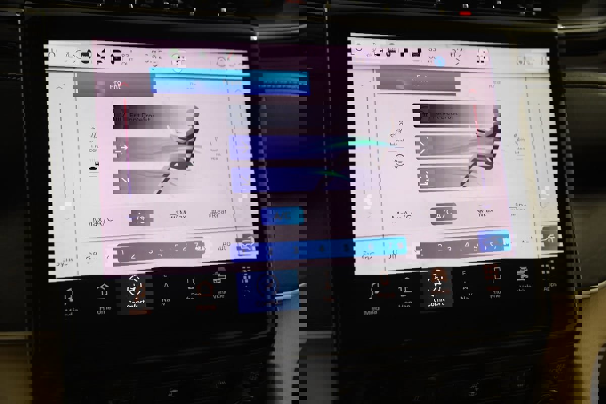 Used 2022 Jeep Grand Cherokee L Limited image 46