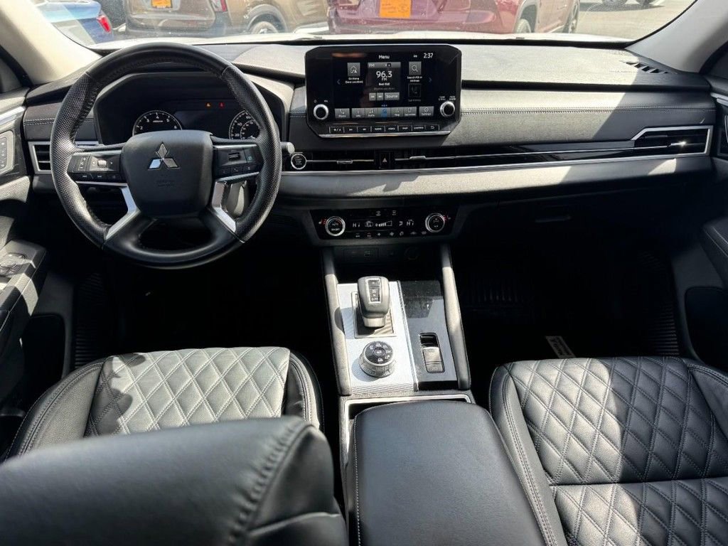 Used 2022 Mitsubishi Outlander SEL AWD/4WD image 12