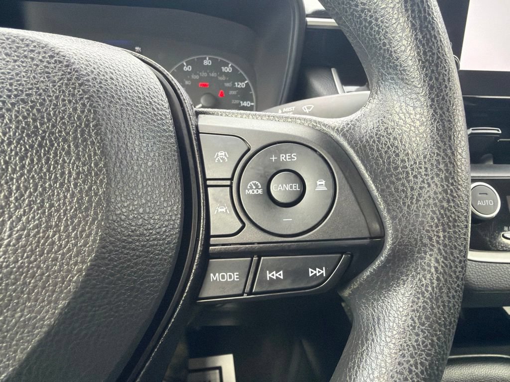 Used 2023 Toyota Corolla LE w/ LE Premium Package FWD image 30