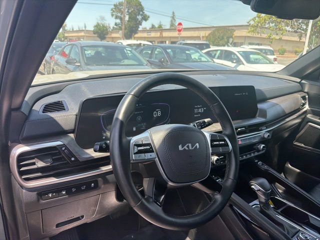 Used 2025 Kia Telluride EX X-Line AWD/4WD image 10