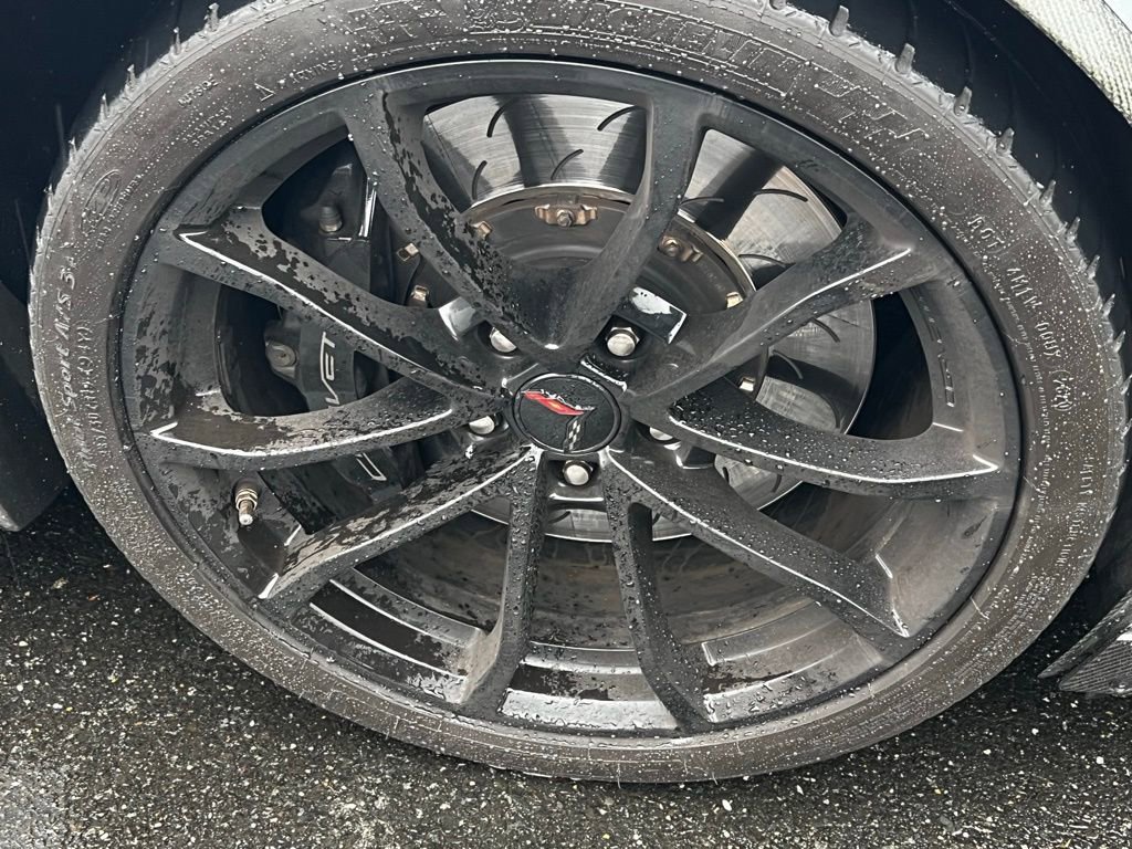 Used 2019 Chevrolet Corvette Grand Sport RWD image 9