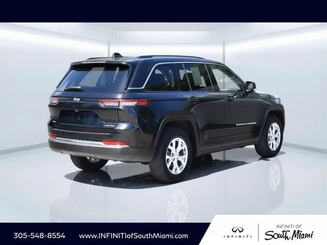 Used 2023 Jeep Grand Cherokee Limited AWD/4WD image 4