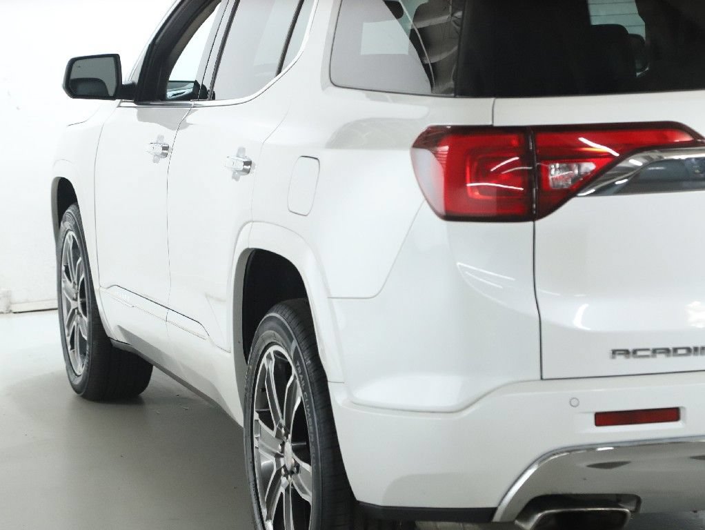 Used 2019 GMC Acadia Denali w/ Technology Package AWD/4WD image 43