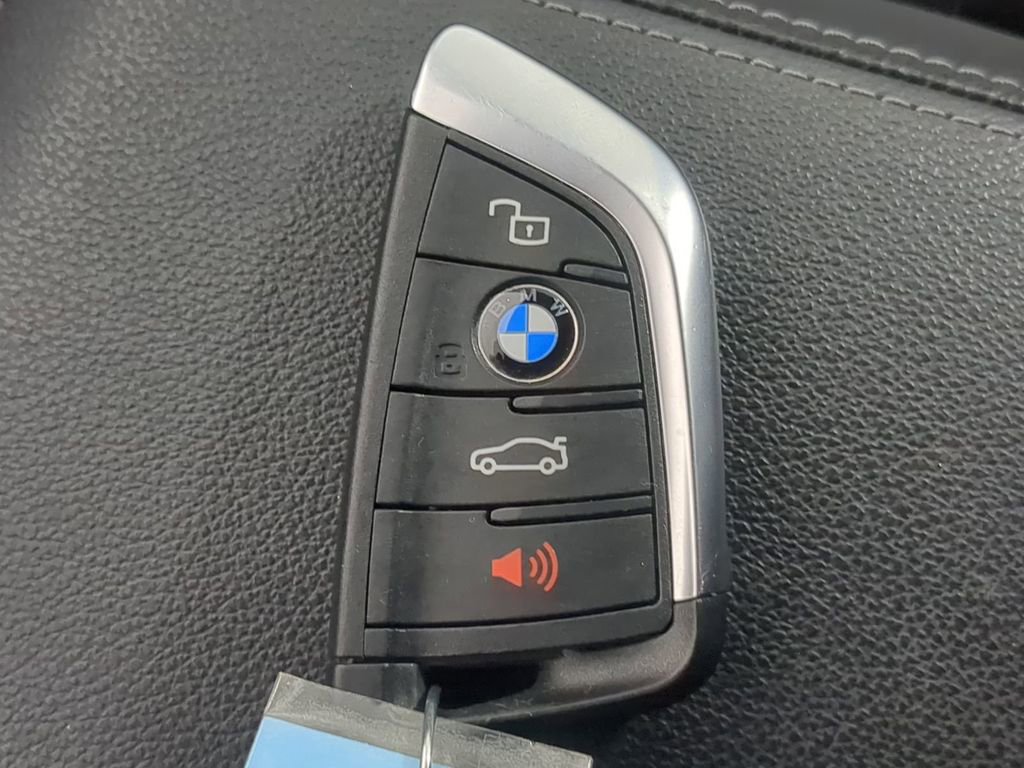 Used 2021 BMW 330i Sedan w/ Convenience Package image 34