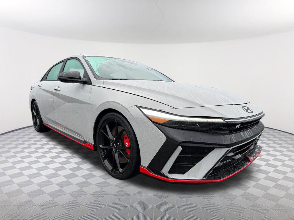 Used 2025 Hyundai Elantra N image 3