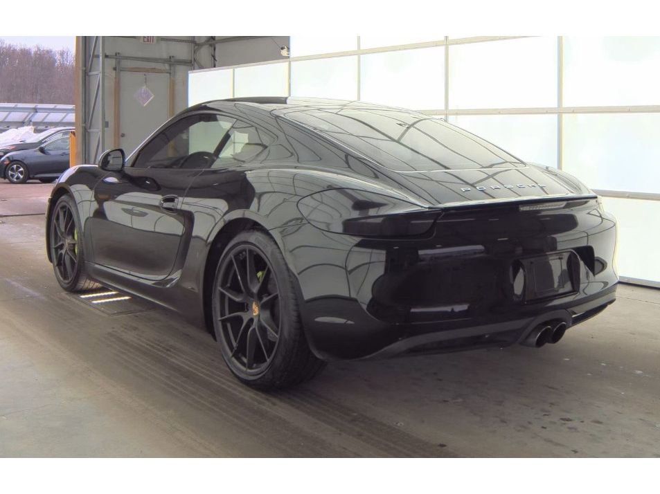 Used 2016 Porsche Cayman w/ Convenience Package image 3