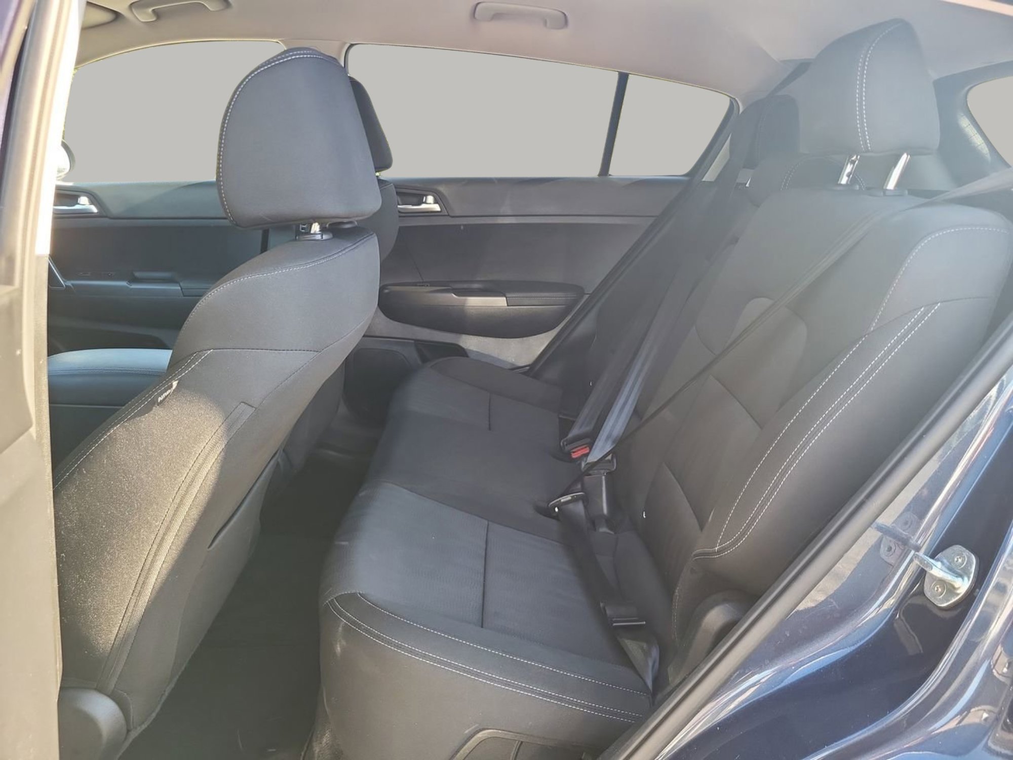 Used 2022 Kia Sportage LX image 10