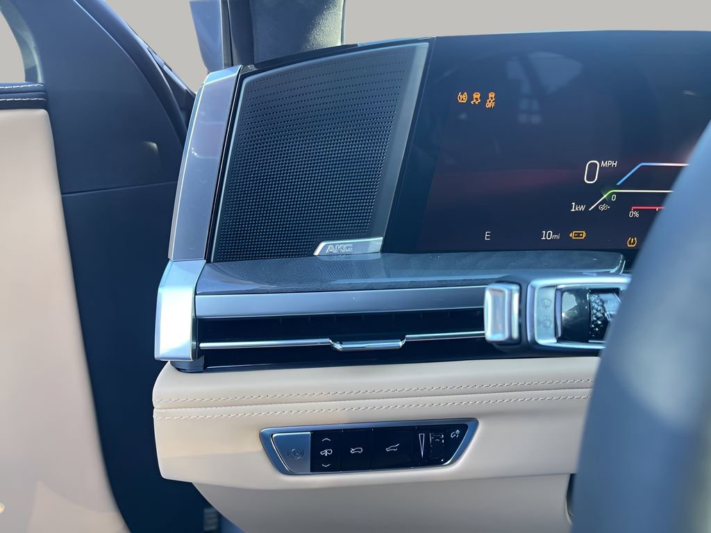 New 2025 Cadillac Escalade IQ Luxury 2 image 21