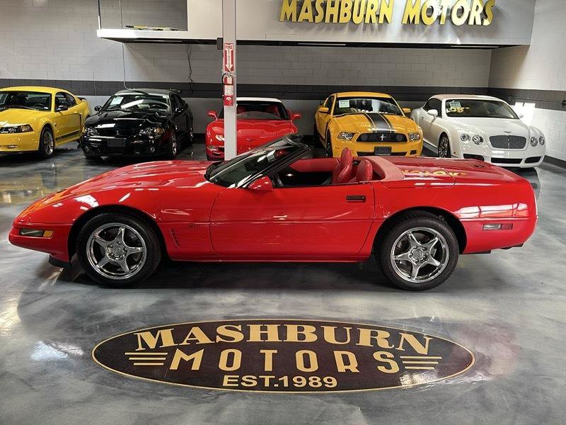 Used 1996 Chevrolet Corvette Convertible RWD image 23
