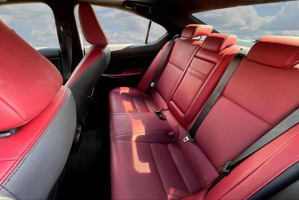 Used 2022 Lexus IS 300 AWD w/ Premium Package image 22