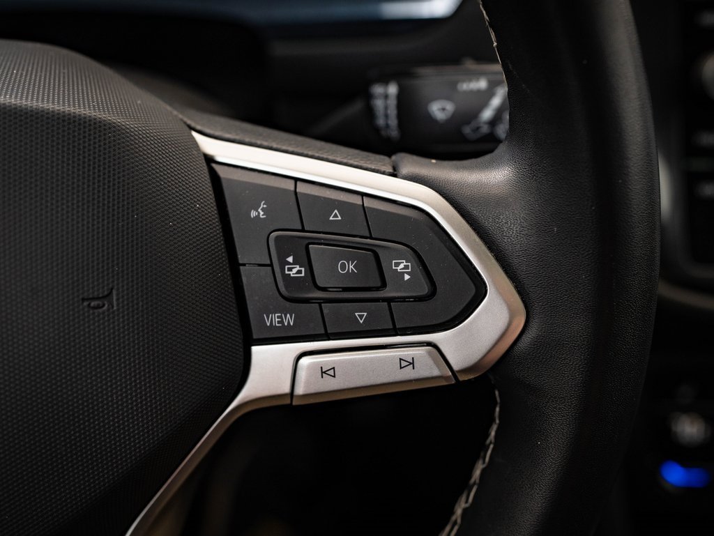 Used 2022 Volkswagen Tiguan SE w/ Panoramic Sunroof Package image 27