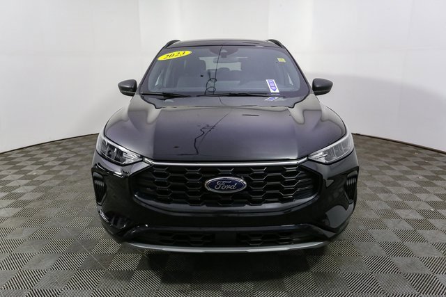 Used 2023 Ford Escape ST-Line w/ Tech Pack #1 image 4