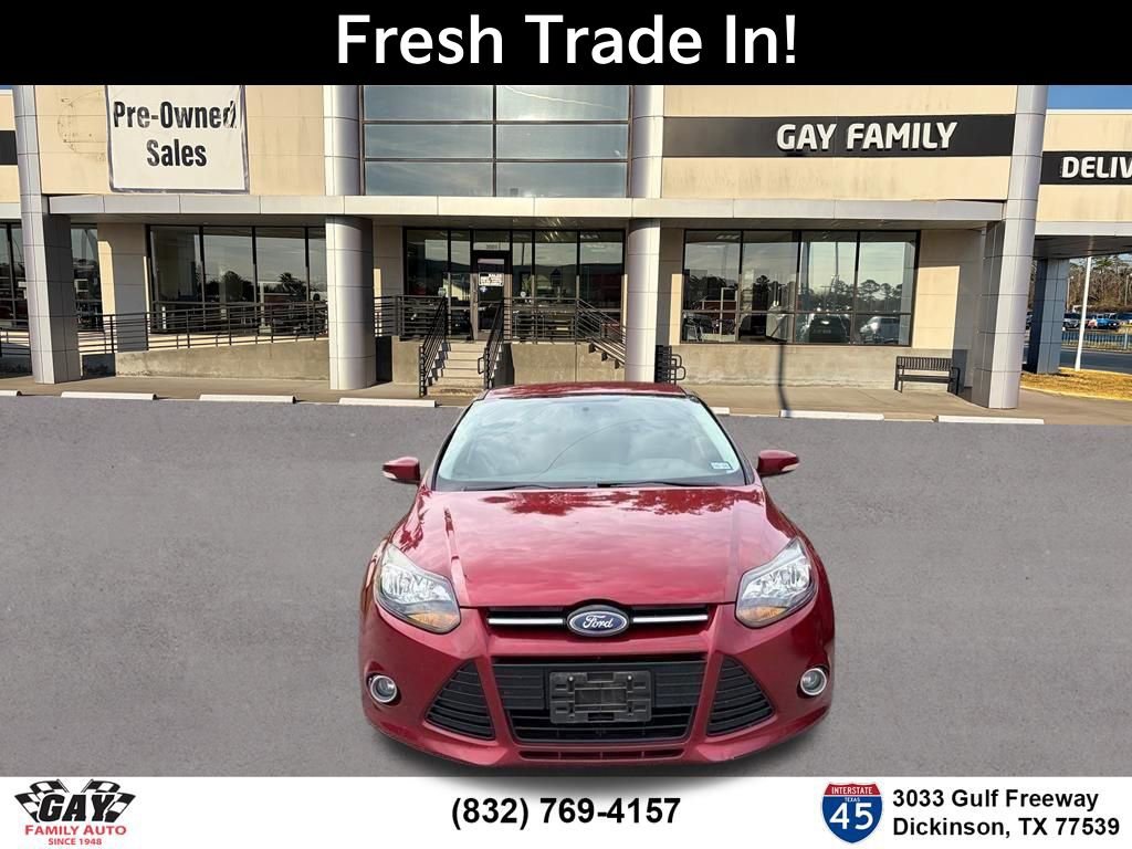 Used 2014 Ford Focus Titanium FWD image 2