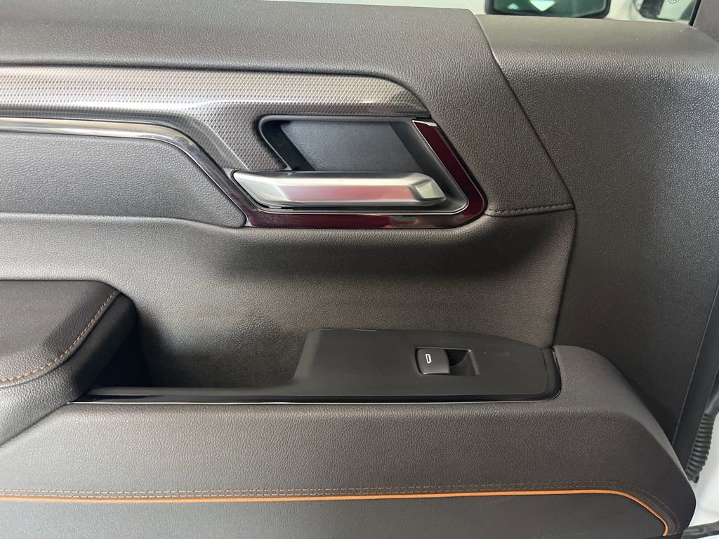 Used 2025 GMC Sierra 1500 AT4 image 57