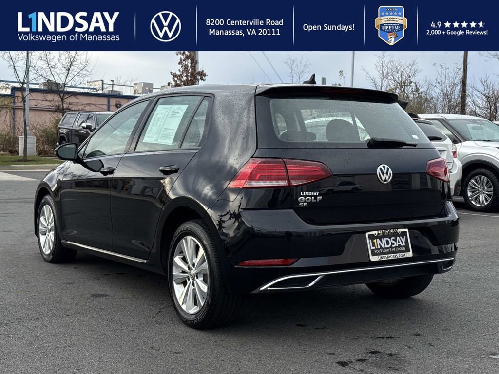Used 2019 Volkswagen Golf SE image 4