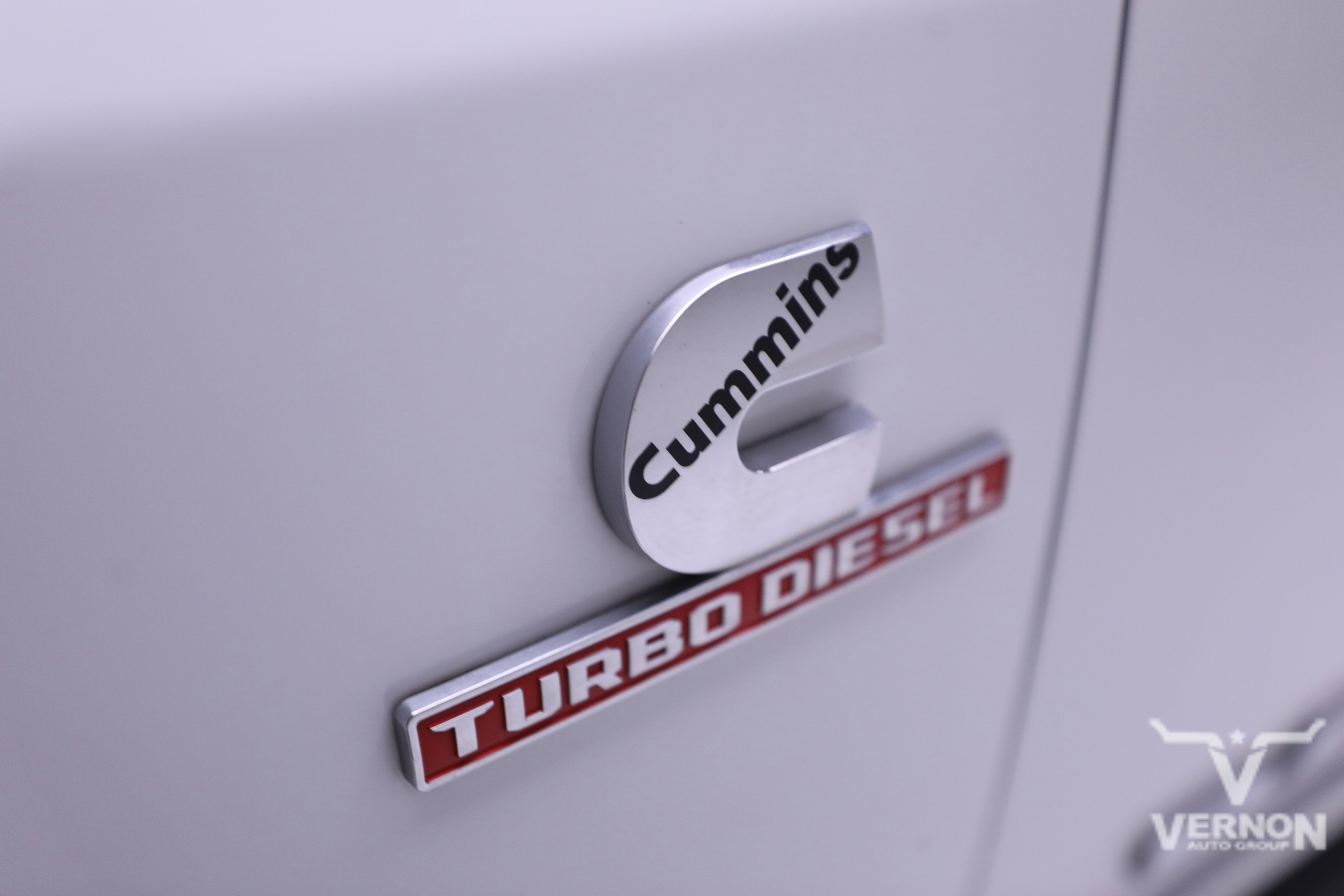 Used 2024 RAM 3500 Laramie w/ Chrome Bumper Package image 36