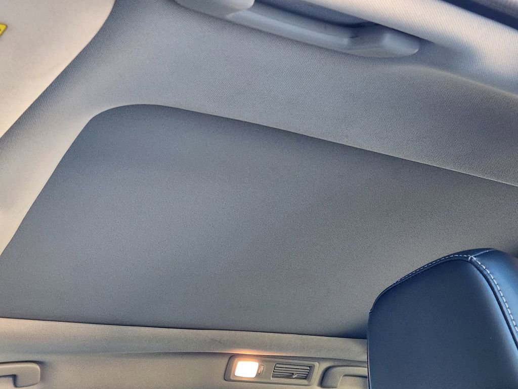 Used 2023 Nissan Pathfinder Platinum w/ Cargo Package image 24